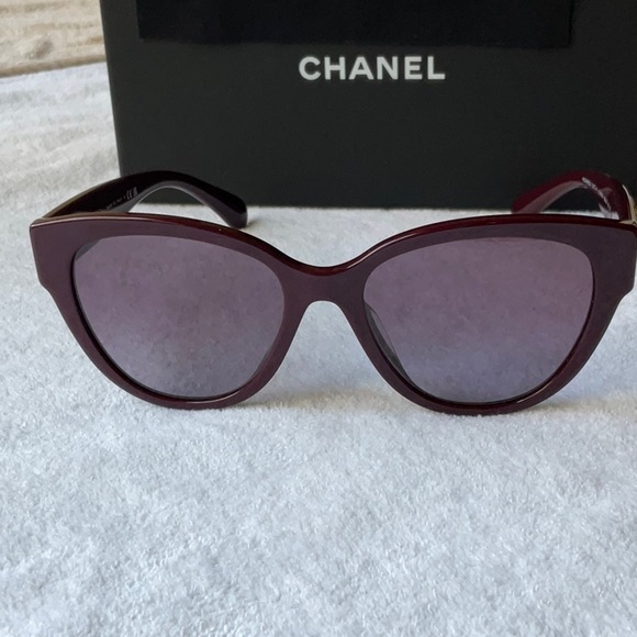 ??CHANEL BUTTERFLY SUNGLASSES ? ?NWT ?? main image 8